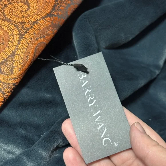 Orange Paisley Men's Tie - Picture 2 of 3